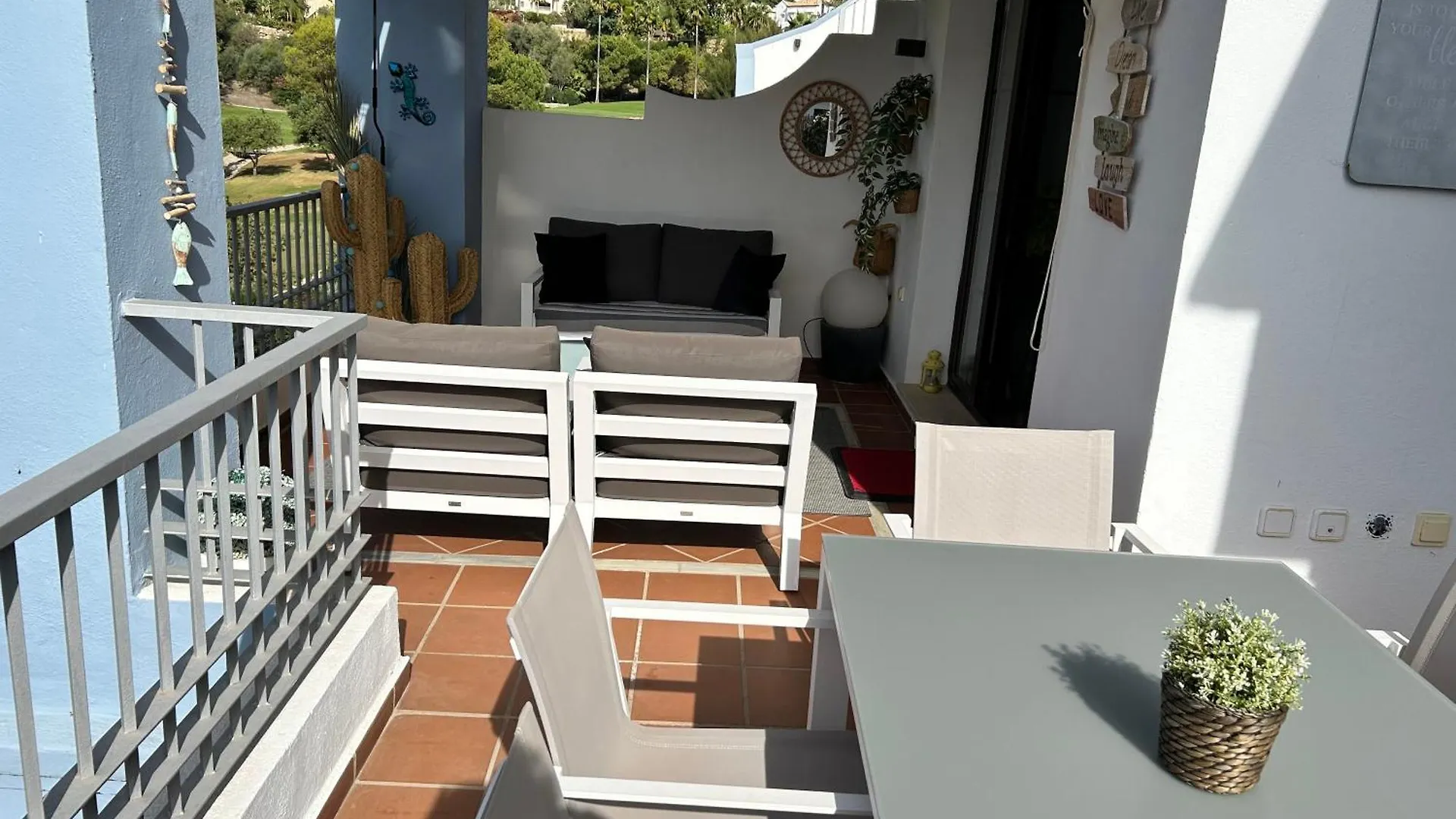 Penthouse Los Arqueros Golf Benahavis 0*,  Spain